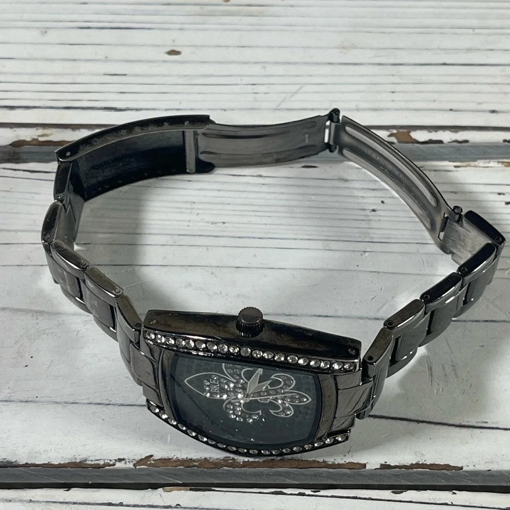 *NEW BATTERY* BKE watch fleur-de-lis Lily Saints Rhinestone Gunmetal Black Steel